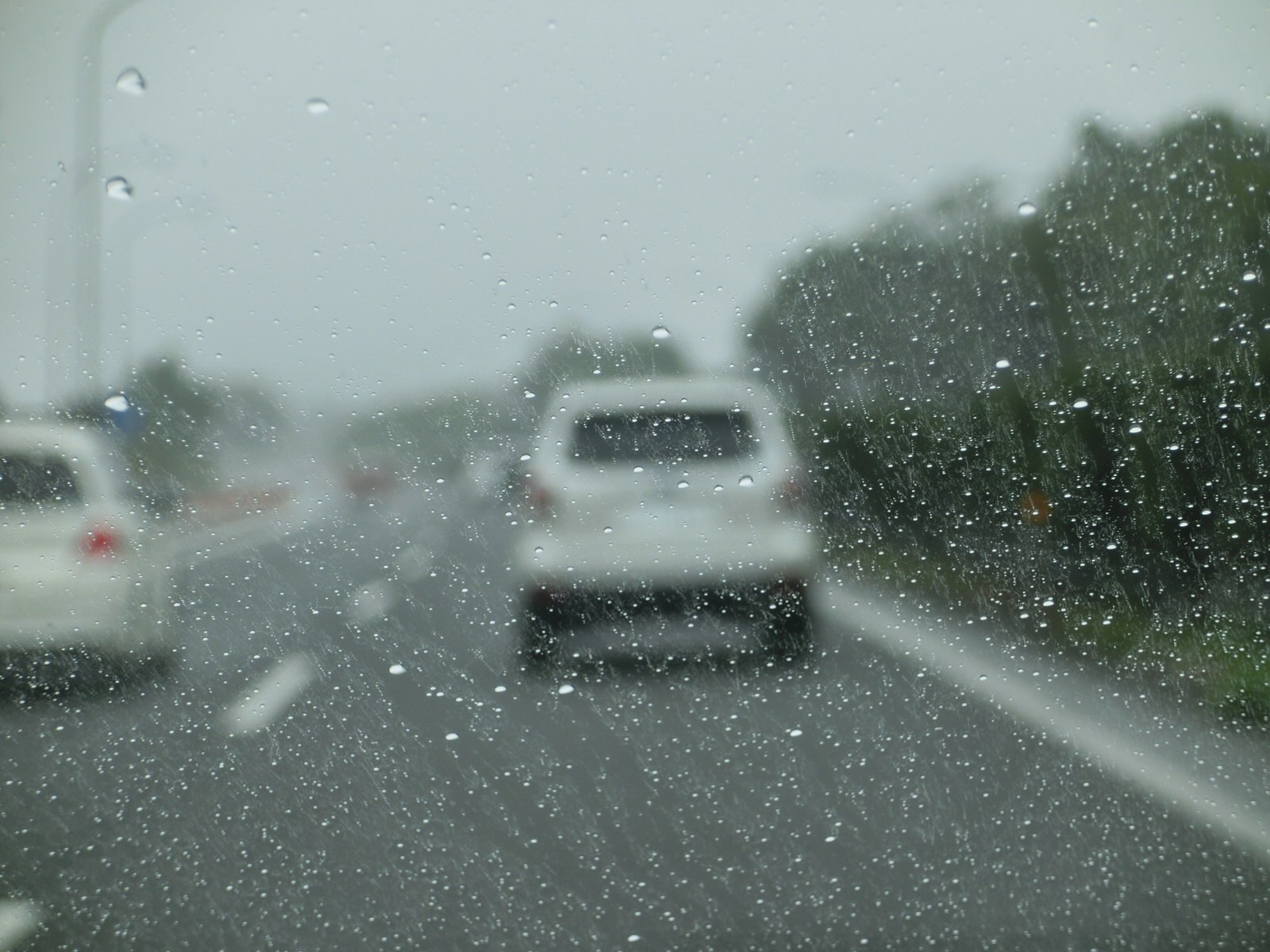 雨の日の運転